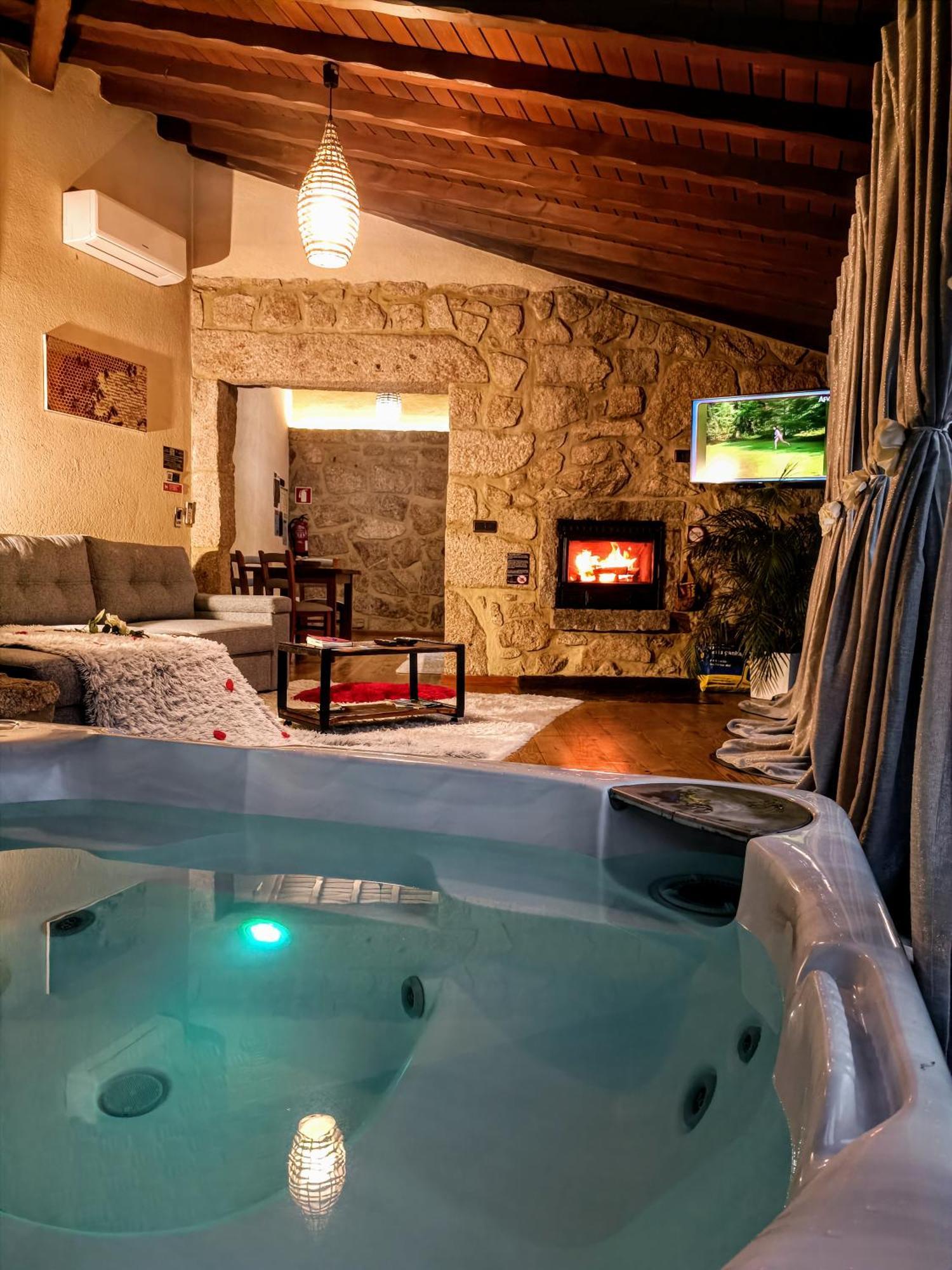 Casa Favo De Mel - Jacuzzi Privado & Lareira - Piscina Hotel Arcos de Valdevez Ngoại thất bức ảnh