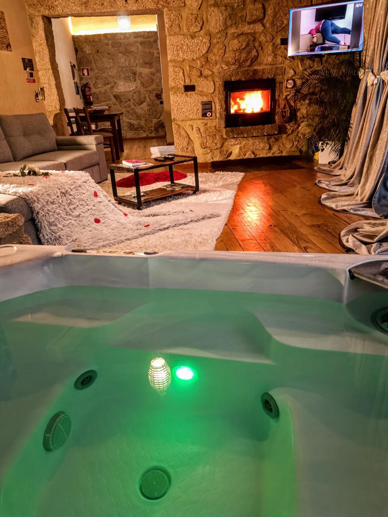 Casa Favo De Mel - Jacuzzi Privado & Lareira - Piscina Hotel Arcos de Valdevez Ngoại thất bức ảnh