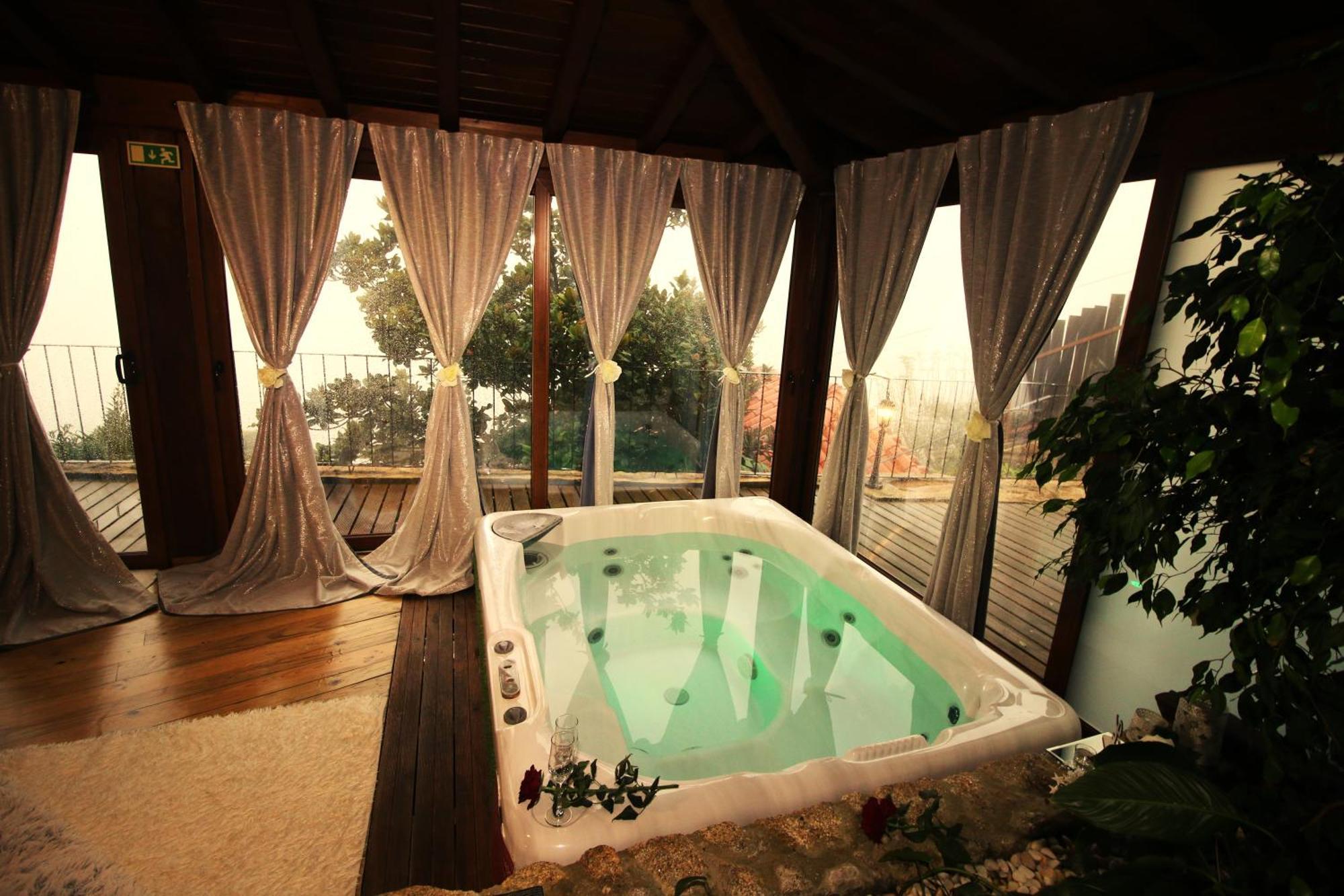 Casa Favo De Mel - Jacuzzi Privado & Lareira - Piscina Hotel Arcos de Valdevez Ngoại thất bức ảnh
