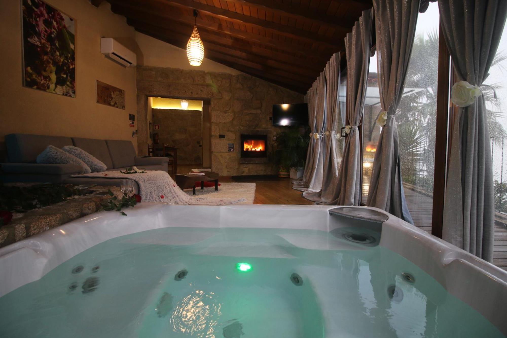 Casa Favo De Mel - Jacuzzi Privado & Lareira - Piscina Hotel Arcos de Valdevez Ngoại thất bức ảnh